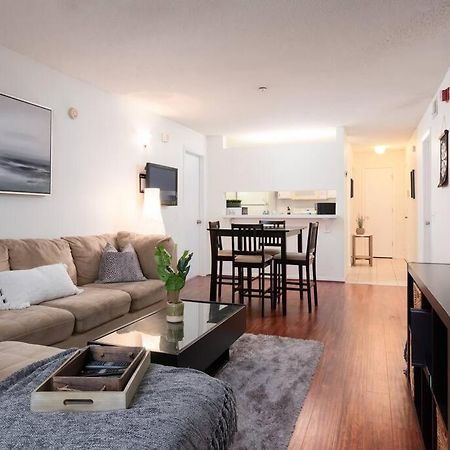Spacious Condo Mins To Shands, University, & Downtown! Gainesville Kültér fotó